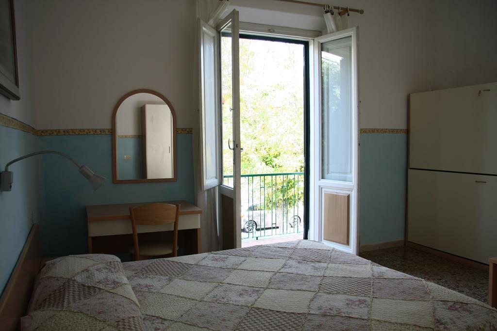 Hotel Ornella Lido di Camaiore Buitenkant foto