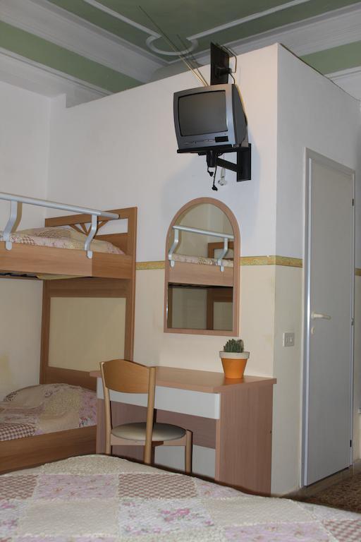 Hotel Ornella Lido di Camaiore Kamer foto