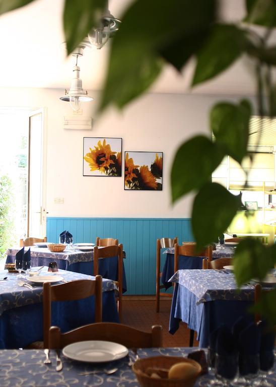 Hotel Ornella Lido di Camaiore Buitenkant foto