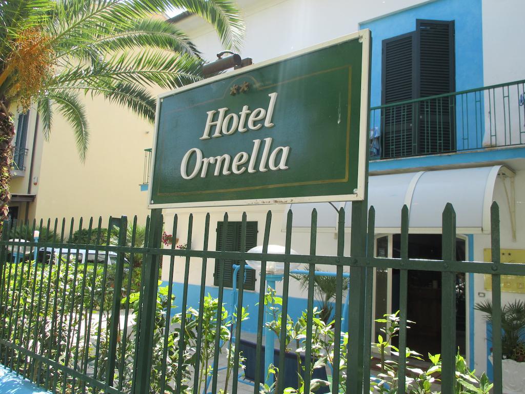 Hotel Ornella Lido di Camaiore Buitenkant foto