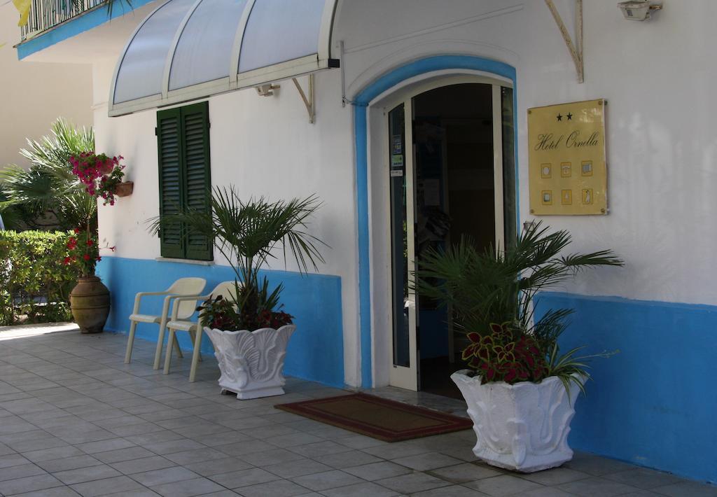 Hotel Ornella Lido di Camaiore Buitenkant foto